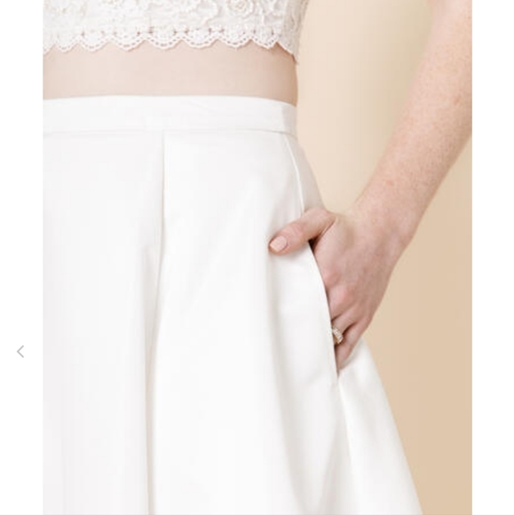 White Satin Skirt with pockets-New with tags! - Picture 3 of 8